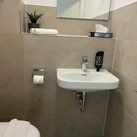 New Age Boardinghaus 3*